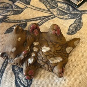 Playful Vintage ceramic kitten